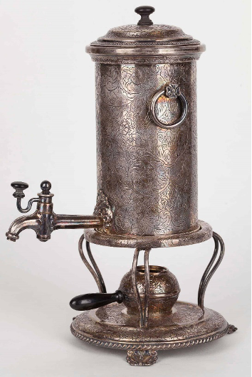 18世纪沙俄咖啡壶。来源/Tula Samovar Museum
