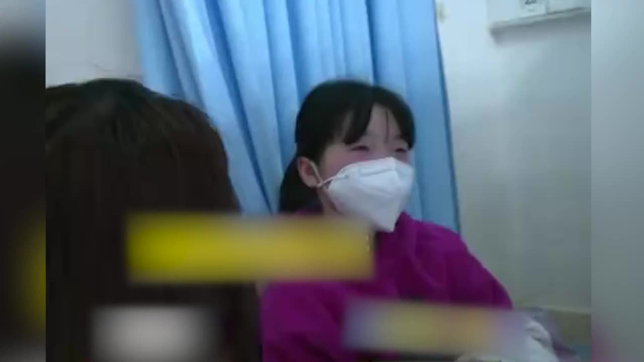 九岁女孩俩月增重20斤救妈妈