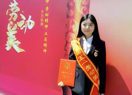聚焦两会 | 2023两会召开在即 酒业代表全名单
