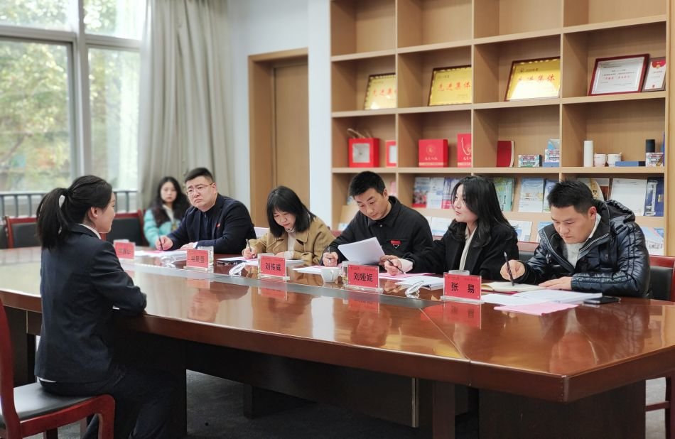 学校举办第六届求职简历大赛决赛
