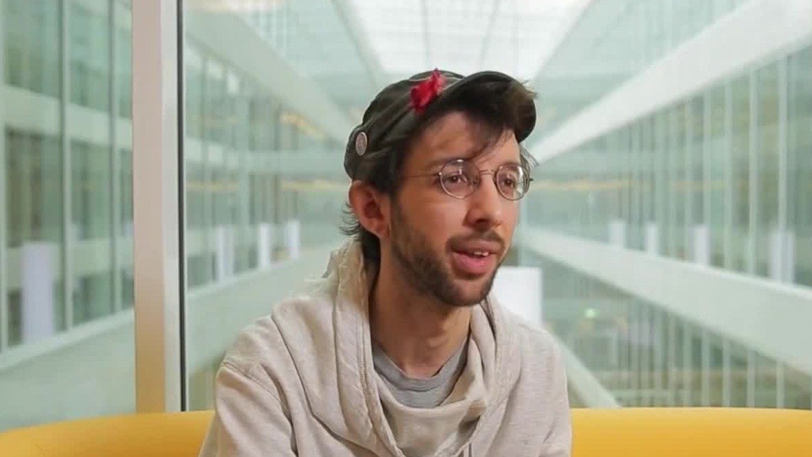 学生发表推文谴责电影遭遇网络暴力，受害者：巨大的孤独感席卷而来