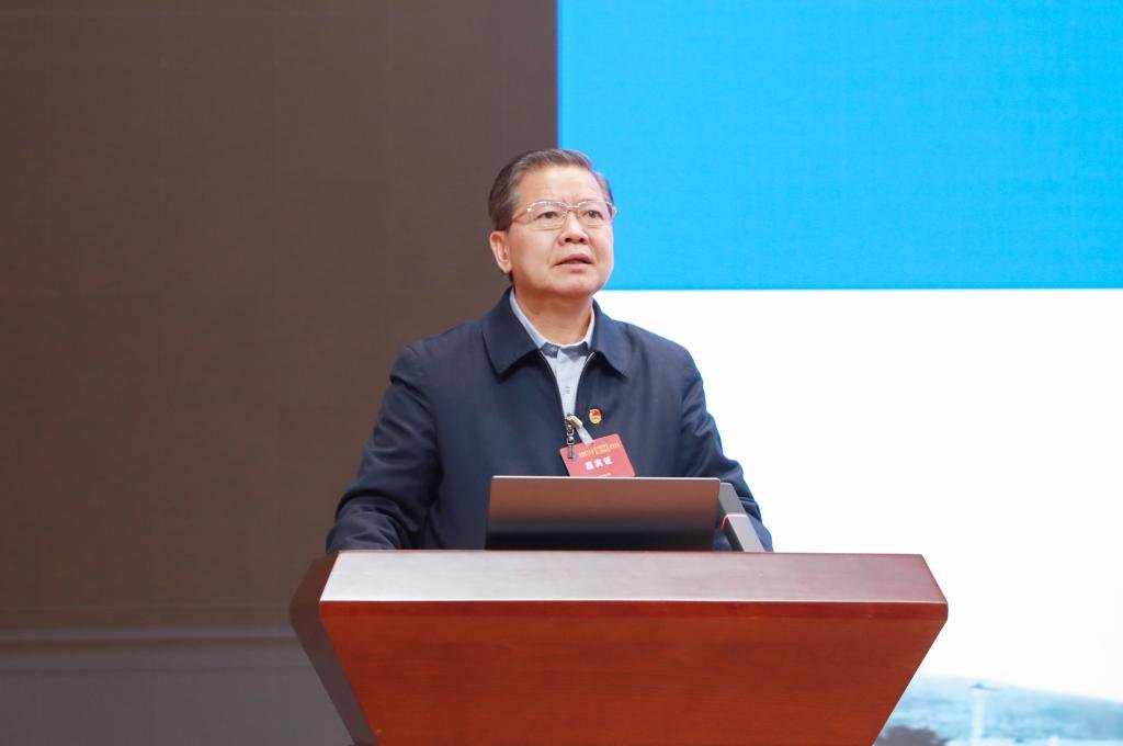 袁亮作校情报告