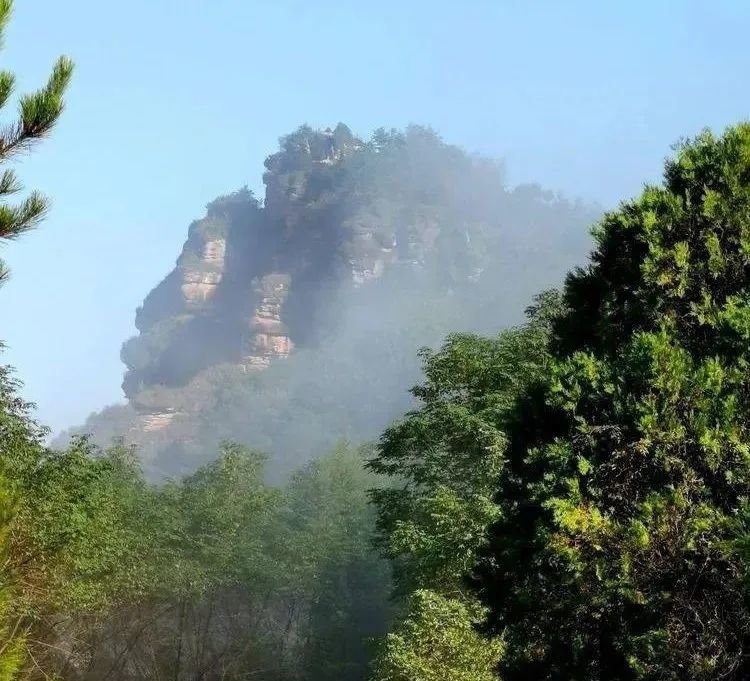 从《山海经》中走来的陇南仇池山……