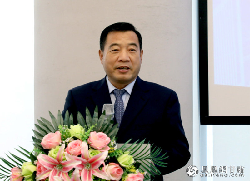 甘肃公航旅集团公司党委书记、董事长石培荣表示，将建设可持续发展的国内一流国有资本投资集团。甘肃公航旅集团供图