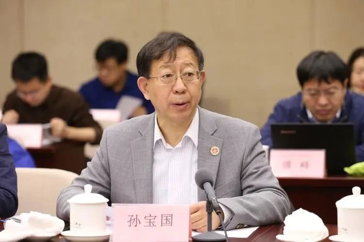 聚焦两会 | 2023两会召开在即 酒业代表全名单