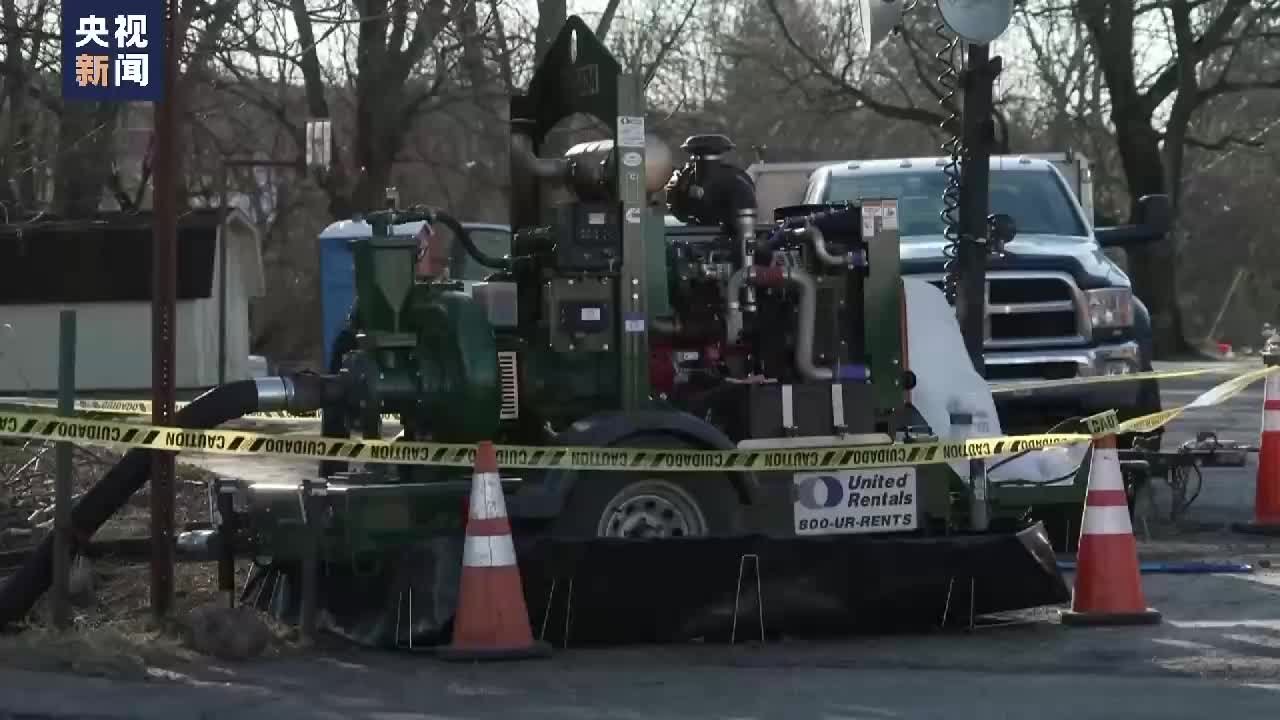 “毒火车”引发环境灾难，美国多地污染物处理厂被曝曾违规