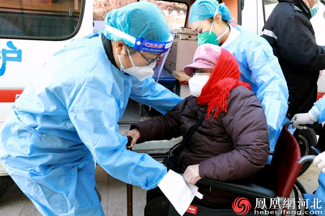 李艳静：白衣执甲 医者仁心递温暖
