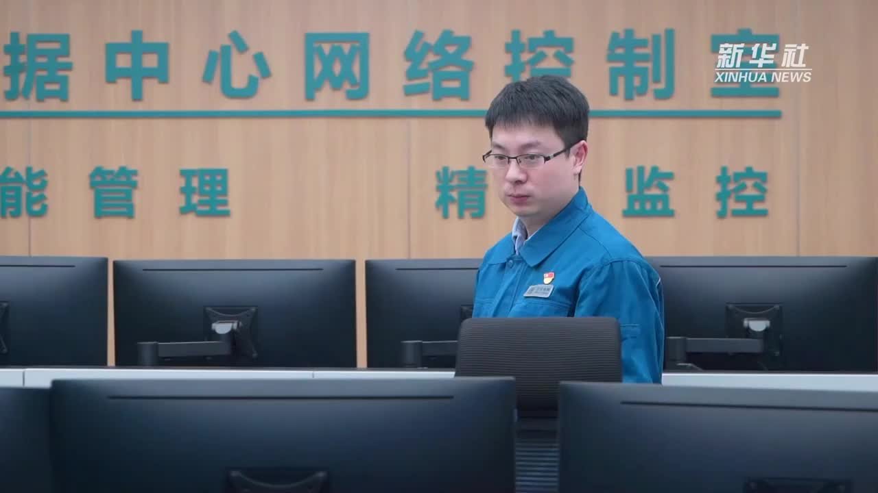 新代表新委员新风采｜冯涛：当好供电网络的“安全卫士”