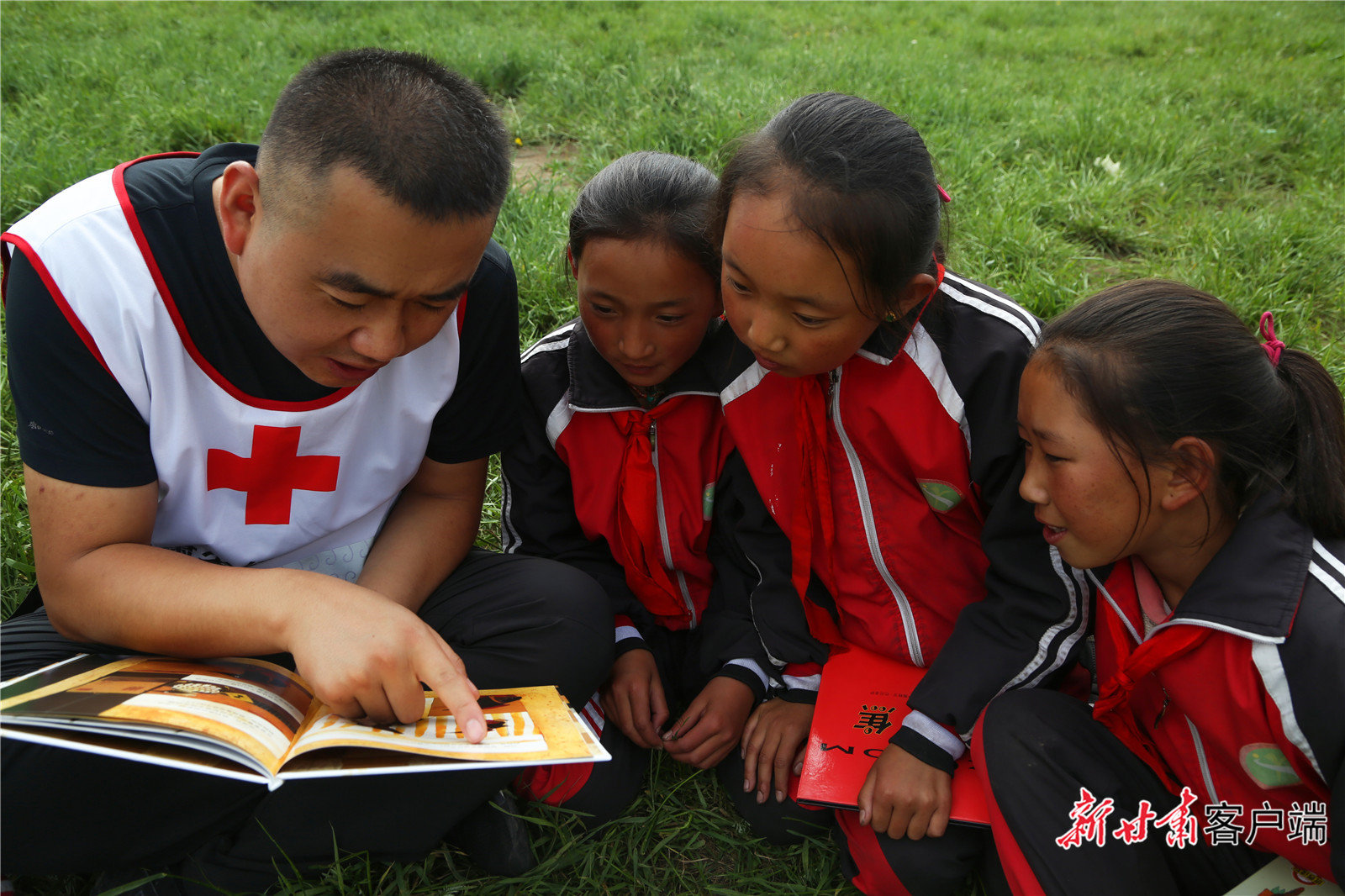 今天,我们来认识身边的这些“雷锋”