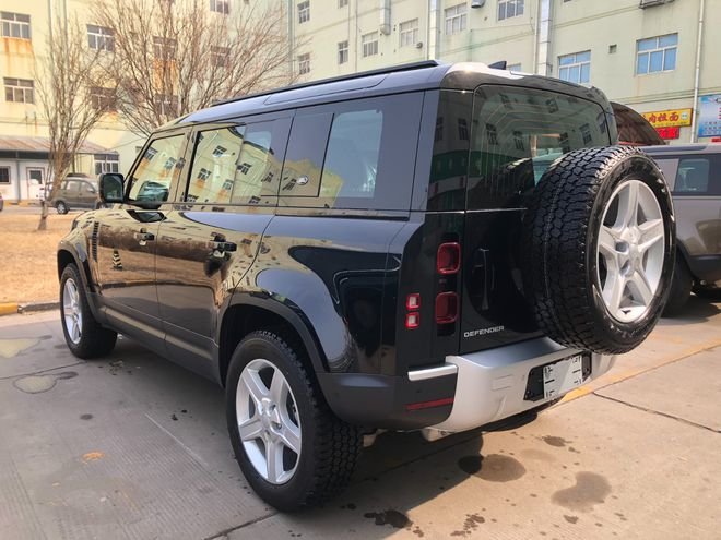 23款路虎卫士柴油价格直降6万