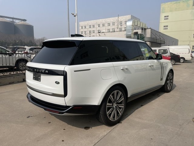 2023款路虎揽胜行政传世加长版不加价售