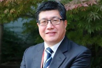 全国政协委员成岳冲：夯实中职教育高质量发展基础