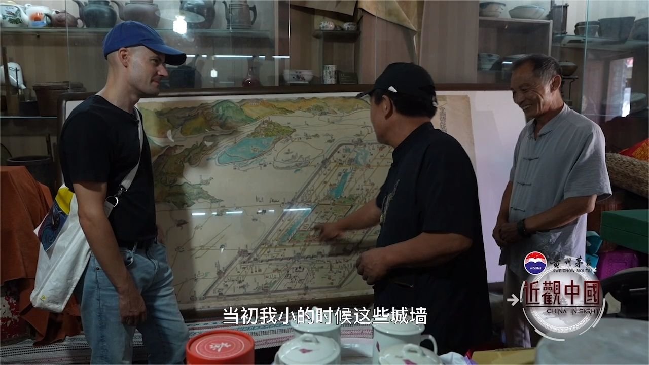 40多年前纯手绘的北京地图 美国人出价5000美金 画主：不卖