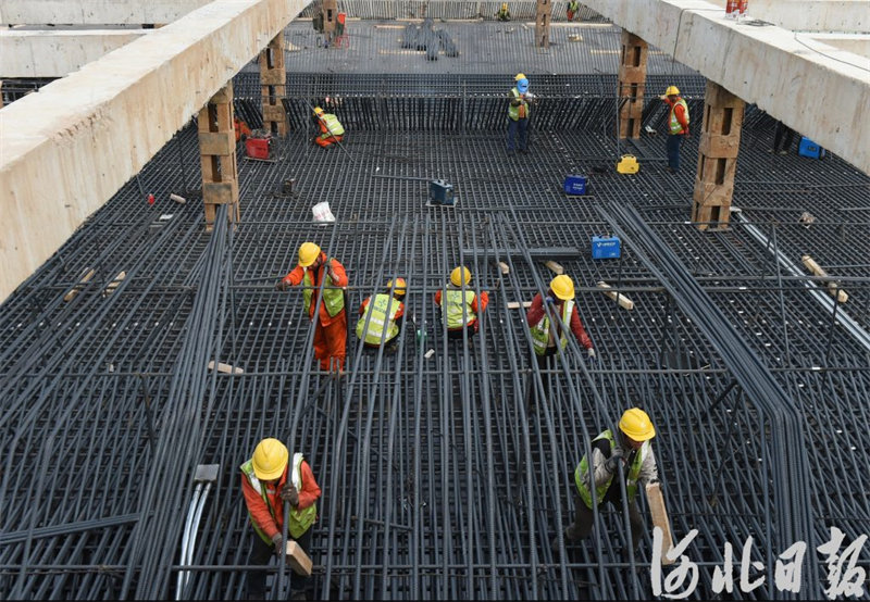 河北石家庄：复兴大街隧道工程施工正酣4.jpg