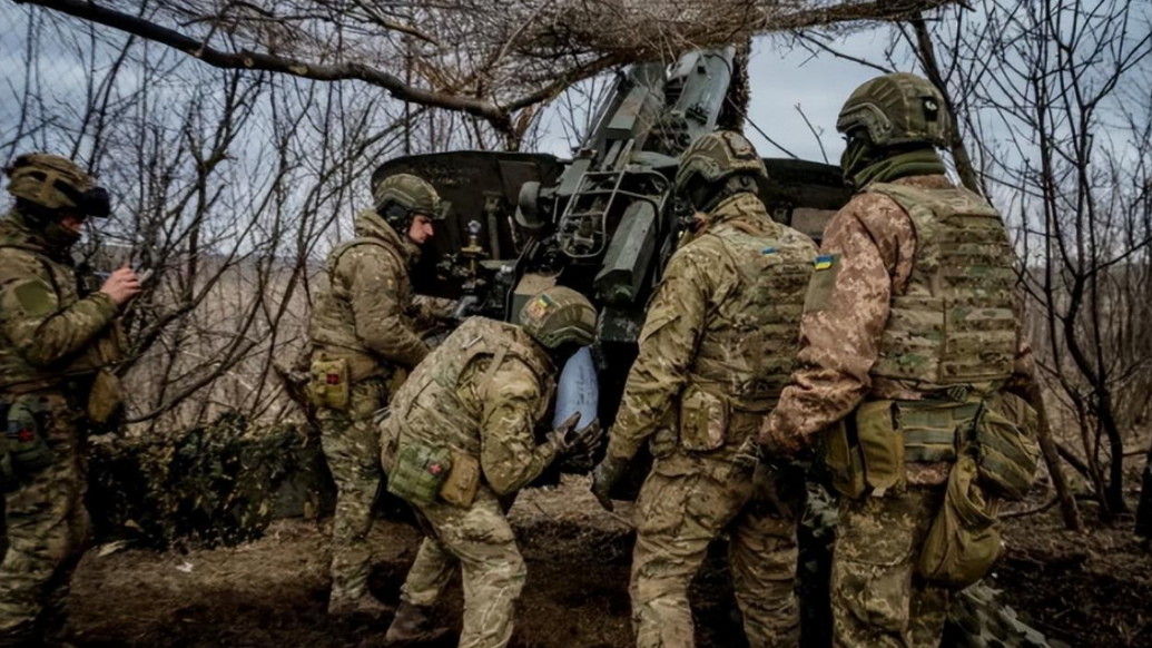 乌总统新闻处：乌军将在巴赫穆特继续巩固阵地