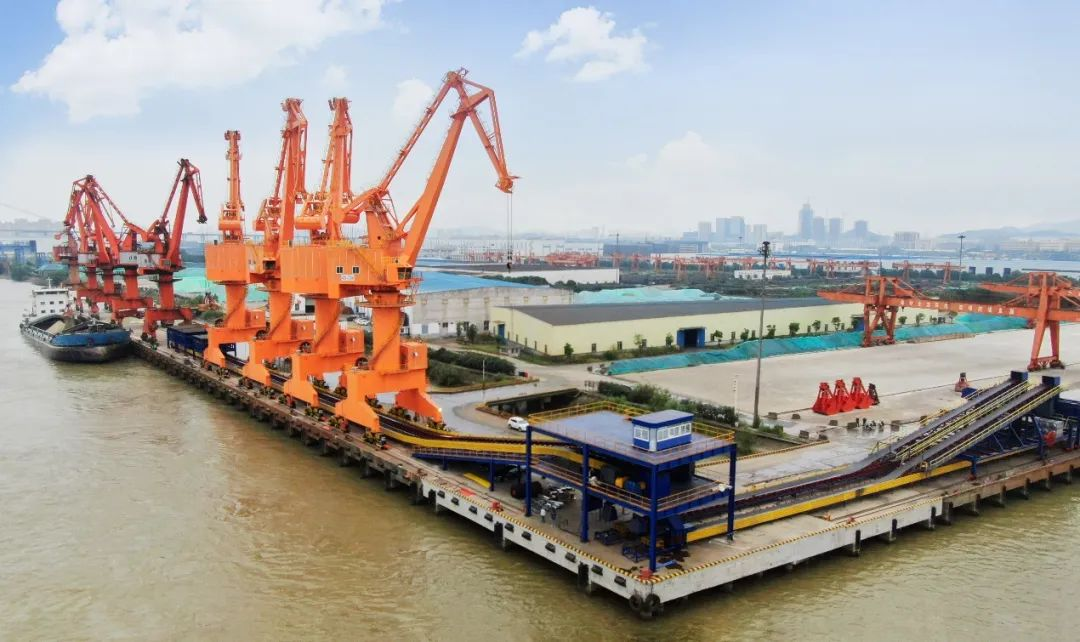 聚焦八大任务镇江市加快绿色低碳港口建设