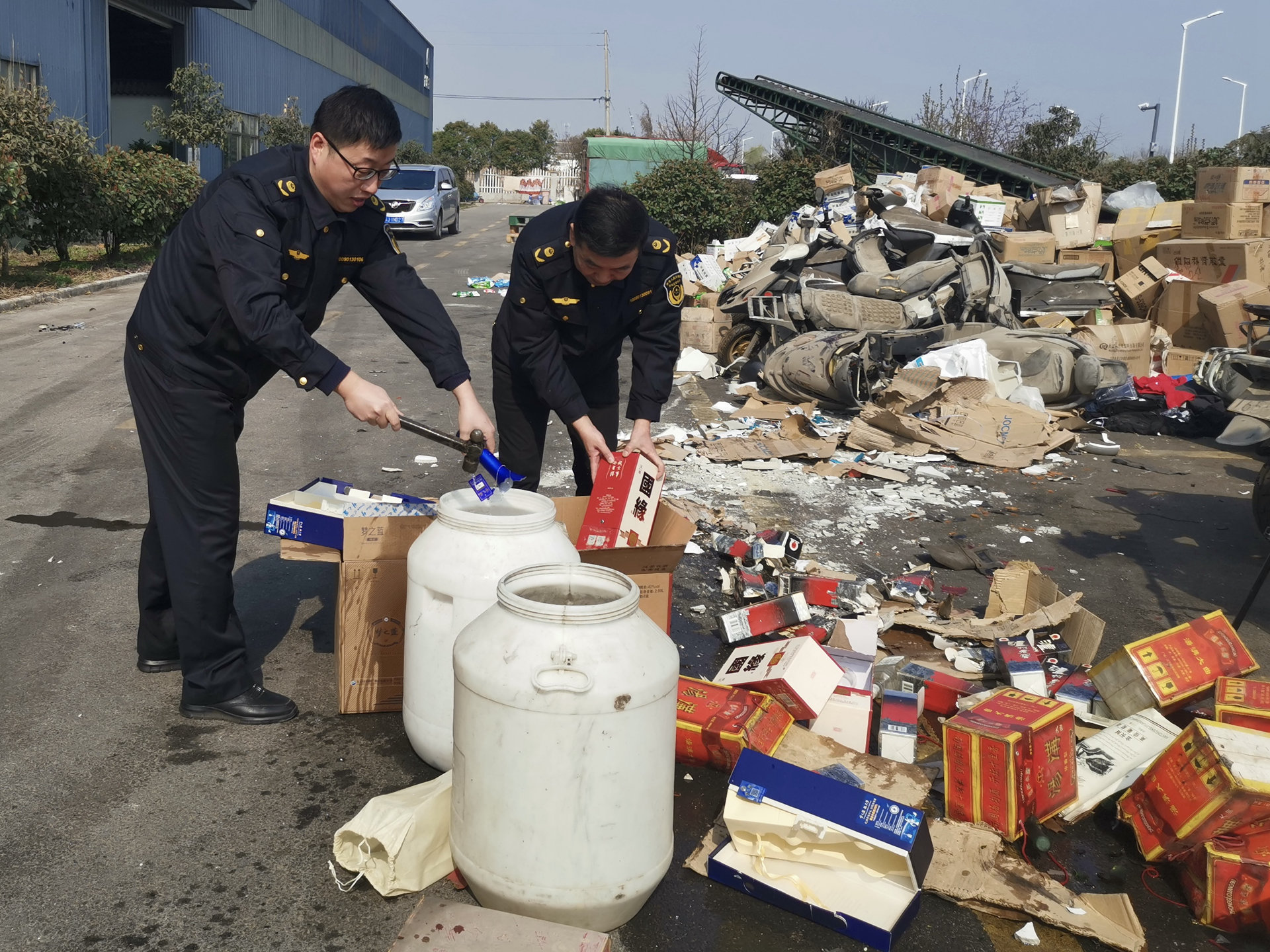 共建诚信社会，提振消费信心！盐城市亭湖区开展“315”系列活动