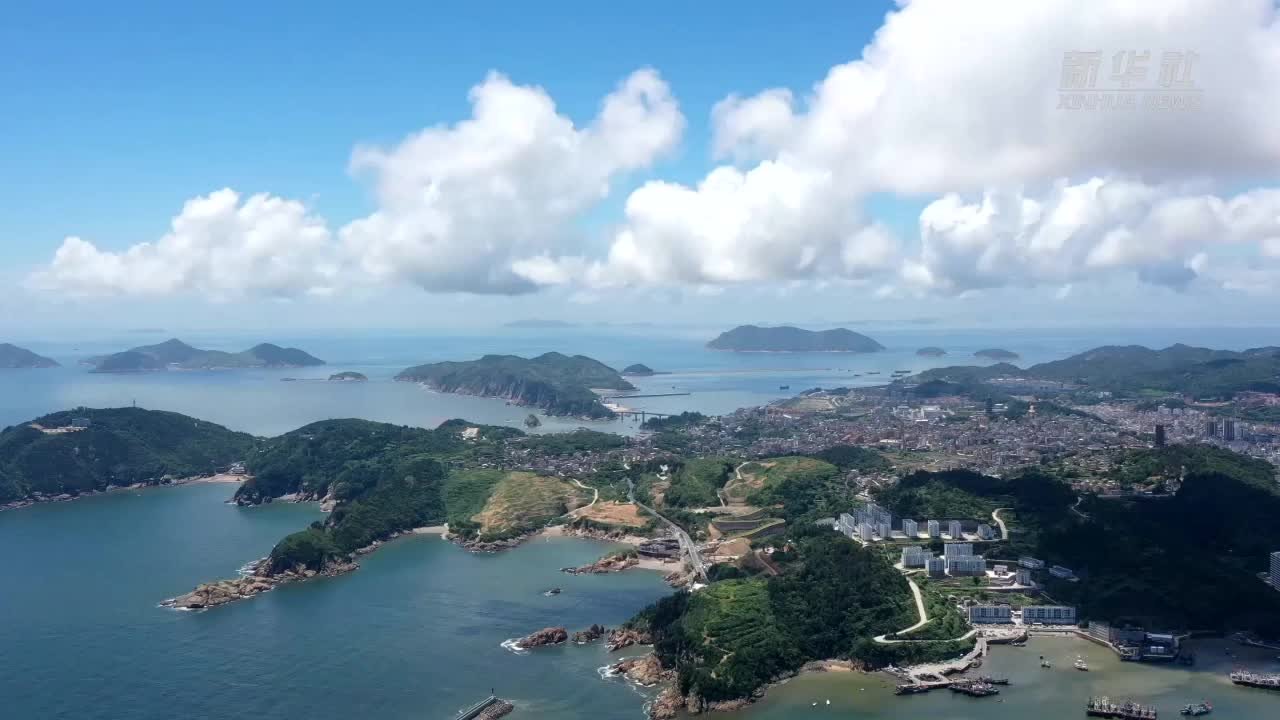 浙江温州：花开海上 春色满园