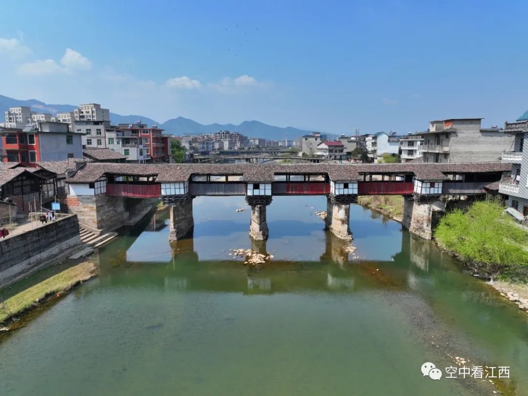 《唐代古廊桥》