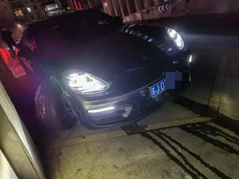盐城保时捷卖的帕拉梅拉竟断轴,消费者该如何维权?