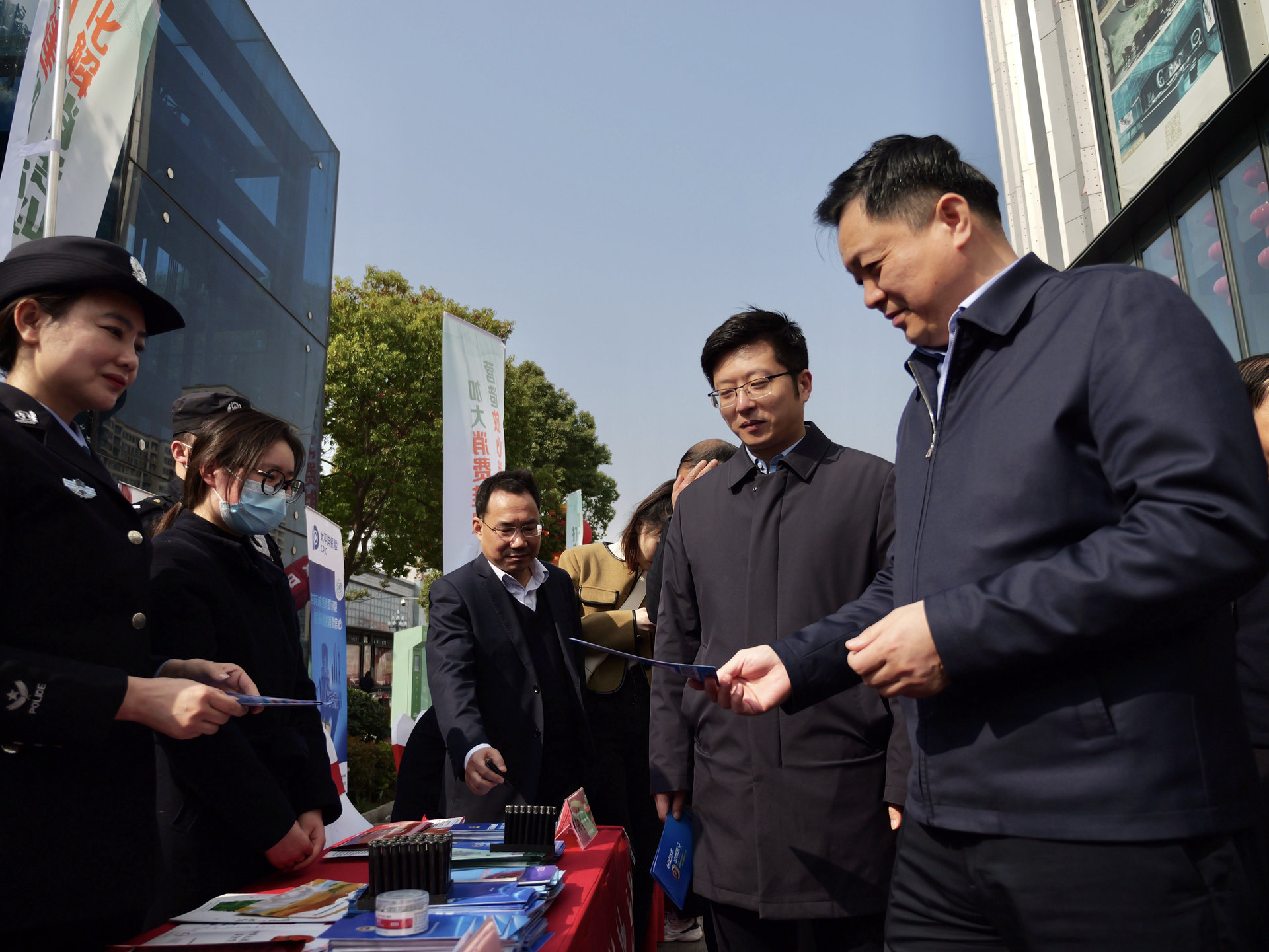 共建诚信社会，提振消费信心！盐城市亭湖区开展“315”系列活动