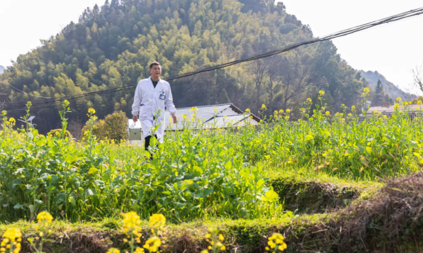 吉安永新：乡村医生用医者仁心守护群众健康