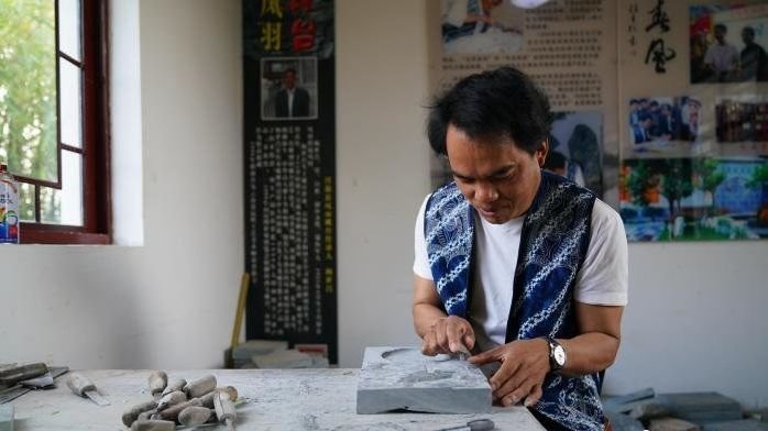 国学复兴助推云南大理凤羽砚焕发新生_凤凰网