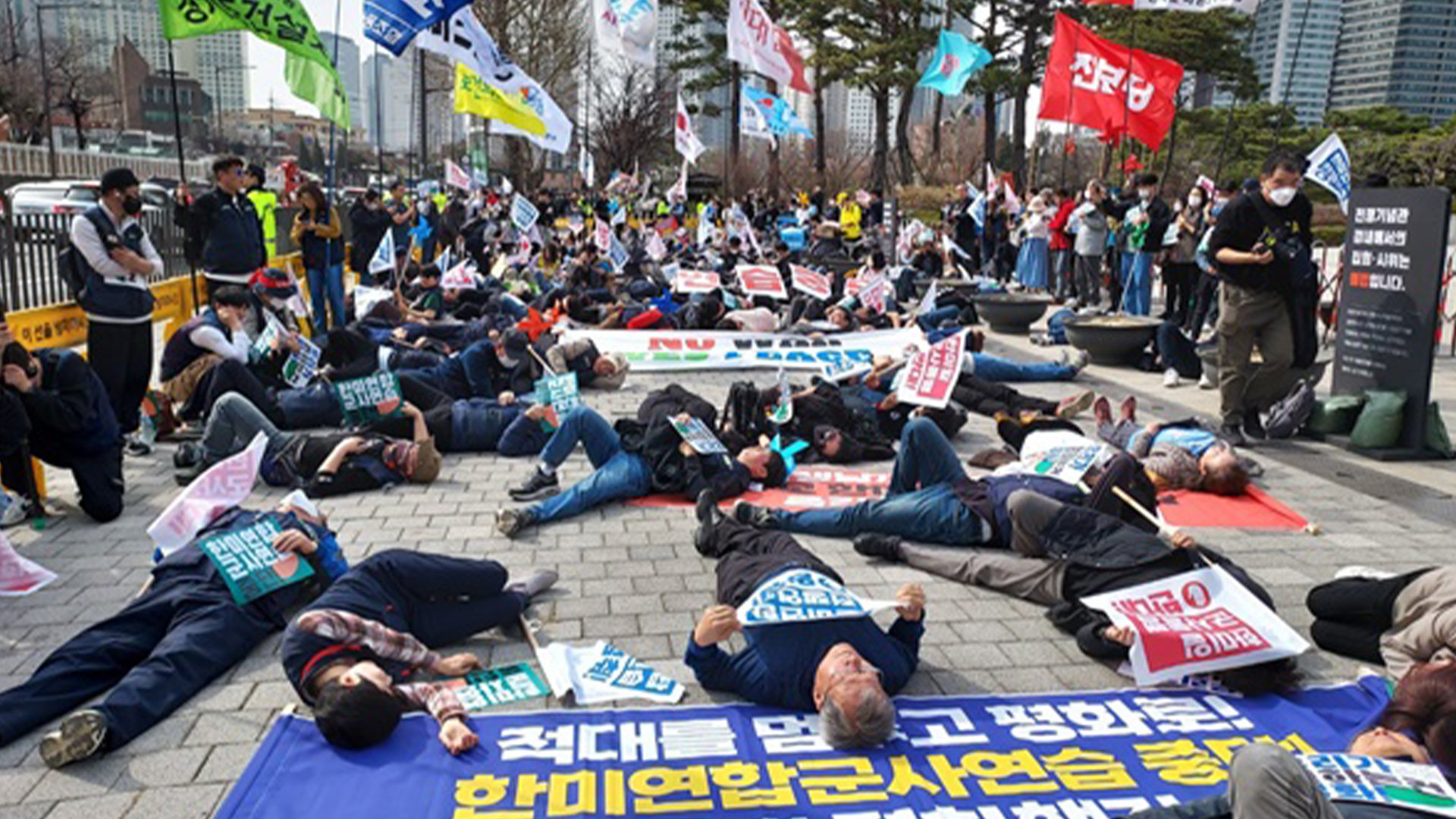 韩国民众抗议尹锡悦出席北约峰会 谴责北约向亚太扩张