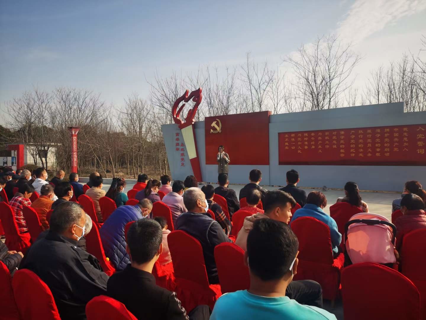 “理响高陵”宣讲团走进东关村文化广场宣讲党的二十大精神