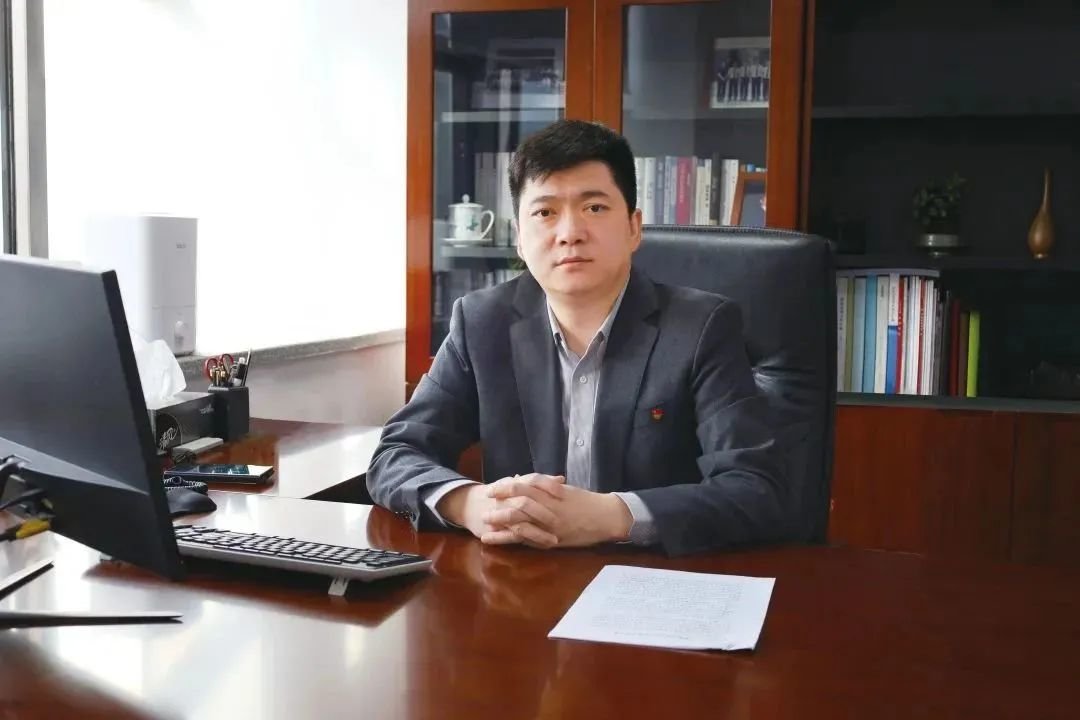 奋斗者正青春（二） | 从优秀到卓越 经开有群“领军人”凤凰网陕西_凤凰网
