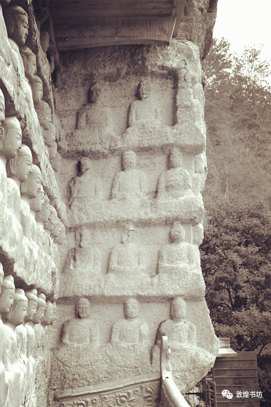 麦积山石窟第3窟东侧壁面千佛