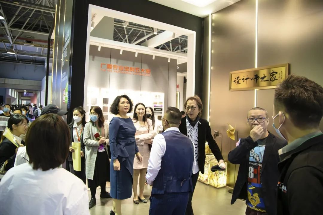 开启“世界级家具产业集群”新旅程！19万客商云集！名家具展圆满收官