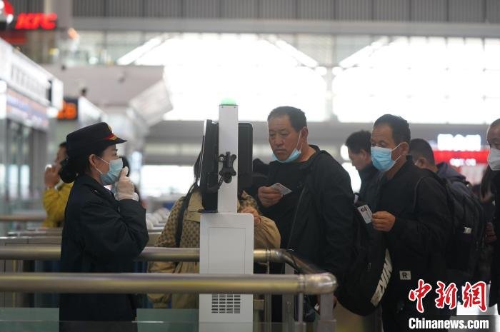 西成高铁计次票产品全线贯通