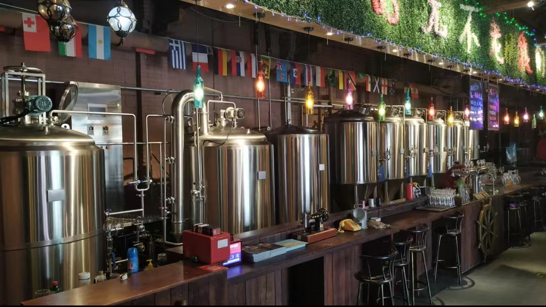 啤酒巨头选择“落子”高端 精酿啤酒的“蛋糕”要怎么“吃”