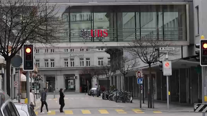 瑞银同意收购瑞信，英媒：或引发大规模裁员