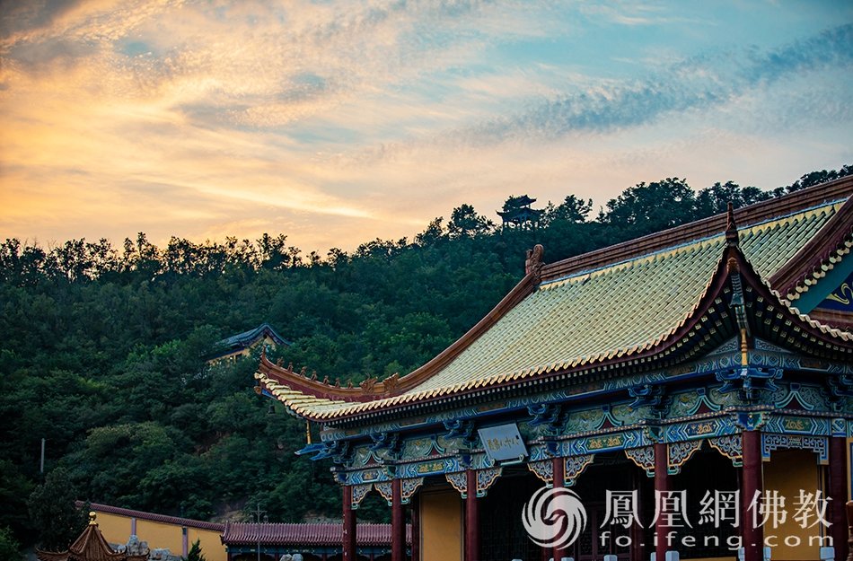 一座寺院从昼到夜能有多美！博山正觉寺参选作品|“云游寺院”摄影展
