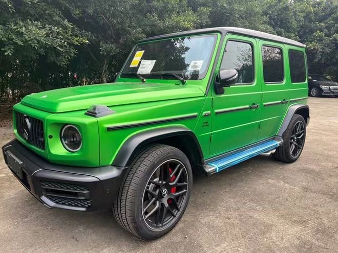 奔驰g63最靓颜色绿色车身天津现车优惠