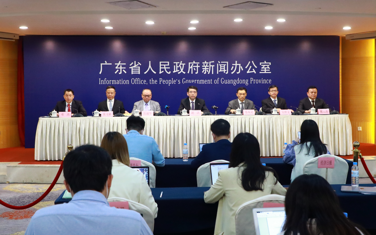 广东打出第二波“政策组合拳” 9个新政策助企高质量发展_凤凰网
