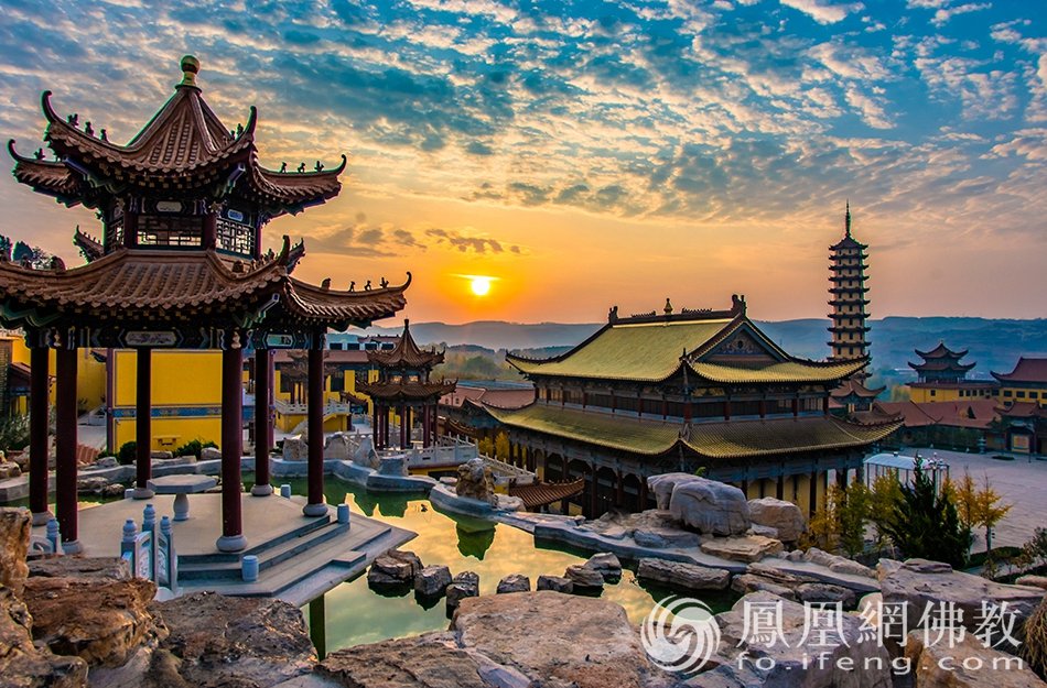 一座寺院从昼到夜能有多美！博山正觉寺参选作品|“云游寺院”摄影展