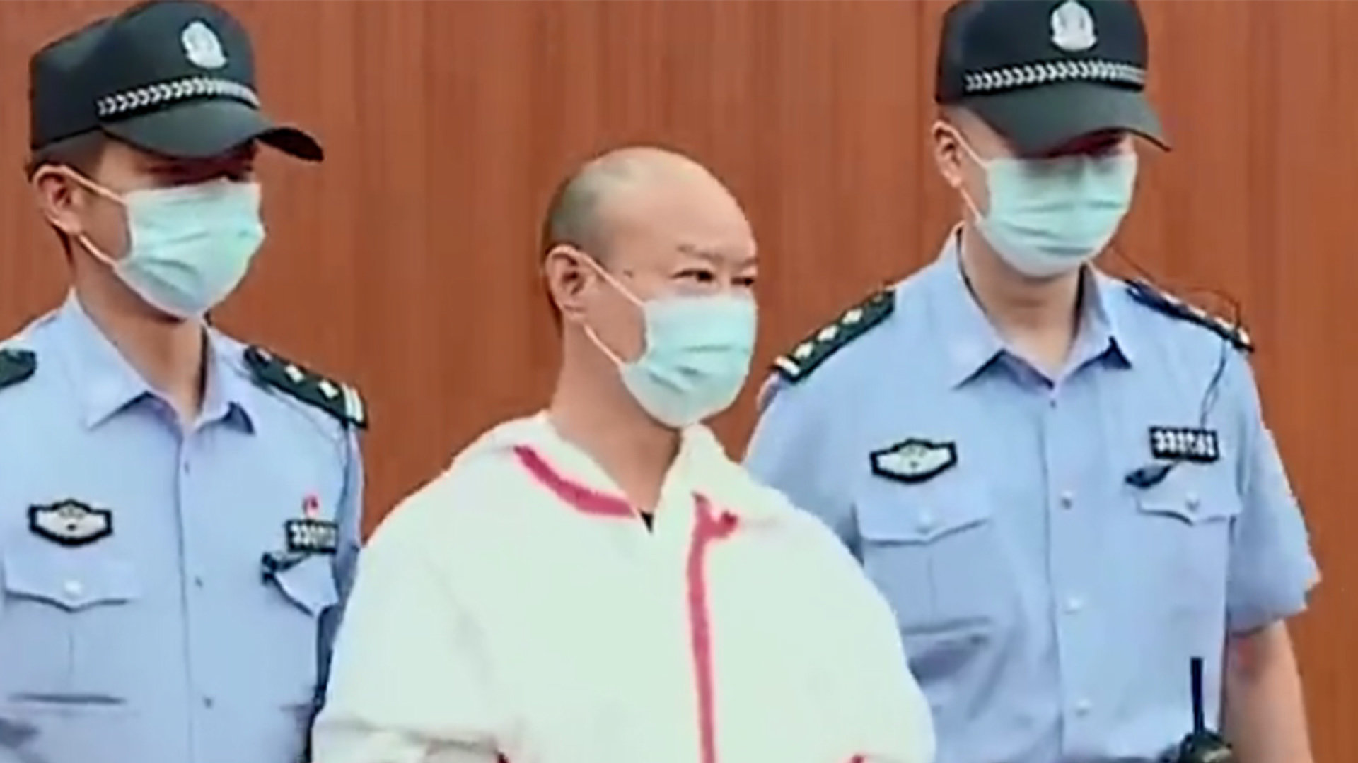 回顾黑龙江一普通农妇连杀4人，尸体藏自家菜窖，2012年被执行死刑