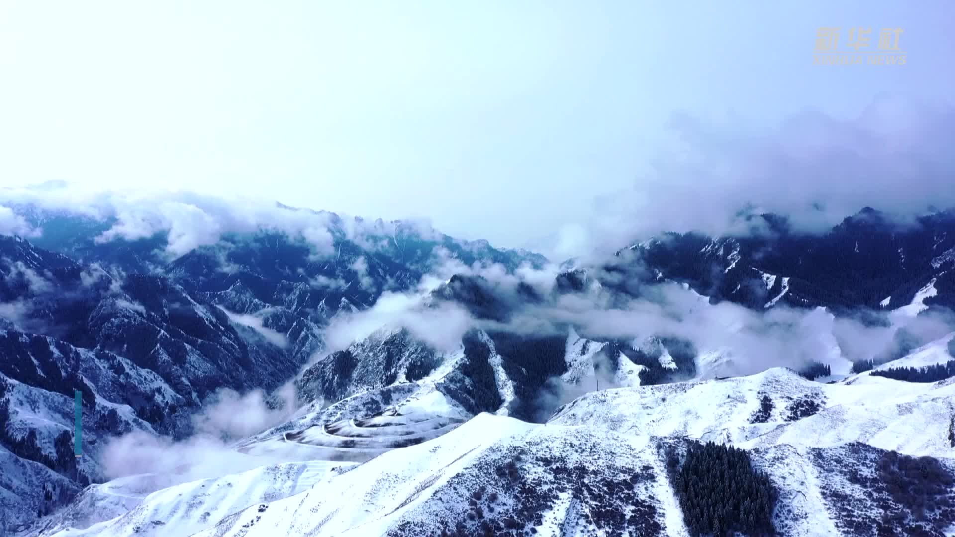 新疆：春雪后天山现云海美景