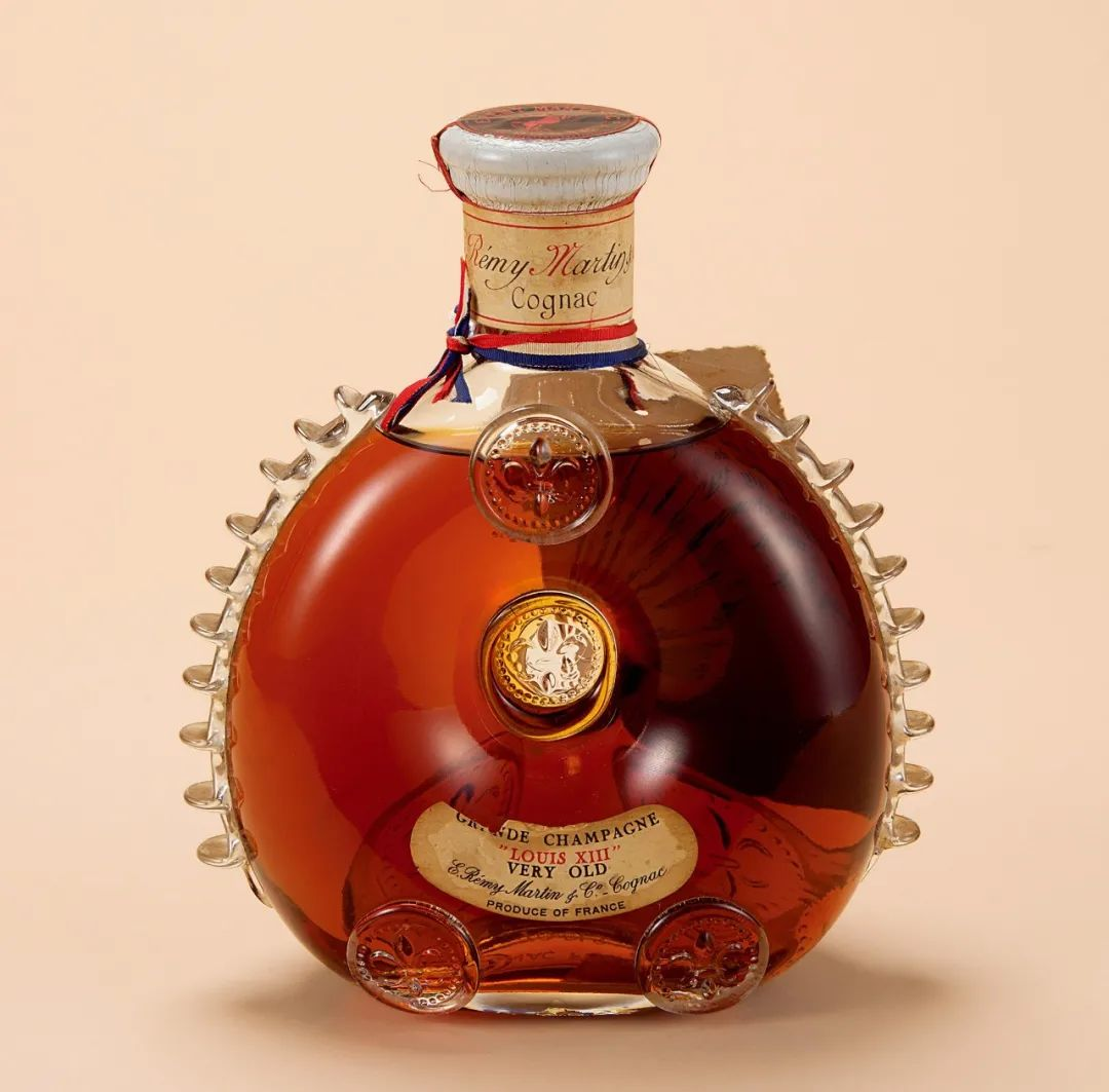 胡润高净值人群最青睐的进口酒品牌出炉：路易十三、人头马、拉菲进前三