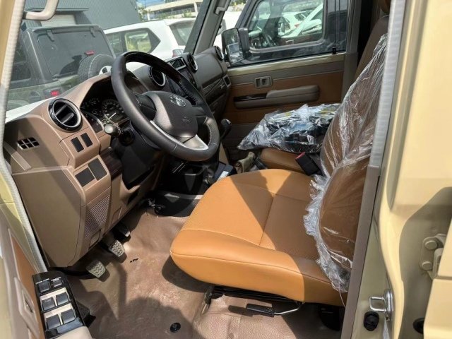 22款酷路泽lc79 4.0 汽油70周年纪念版_凤凰网汽车_凤凰网