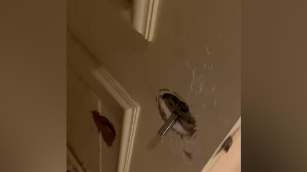 酒店再发声明回应女演员被困厕所三小时：被困原因无从判定