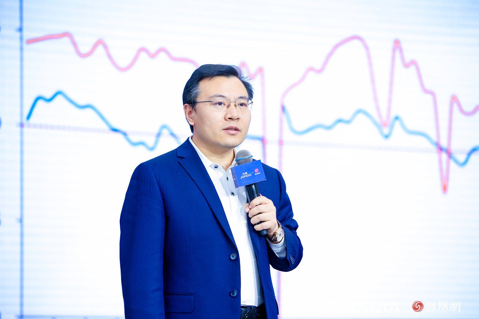 经济学家任泽平:传统燃油车正在迎来诺基亚时刻_凤凰网科技_凤凰网
