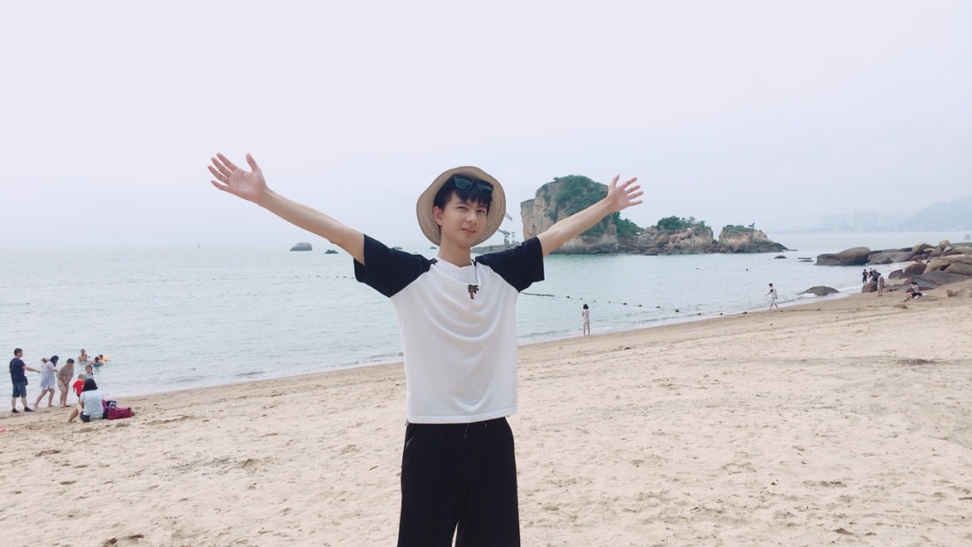 高俊帆生前照片