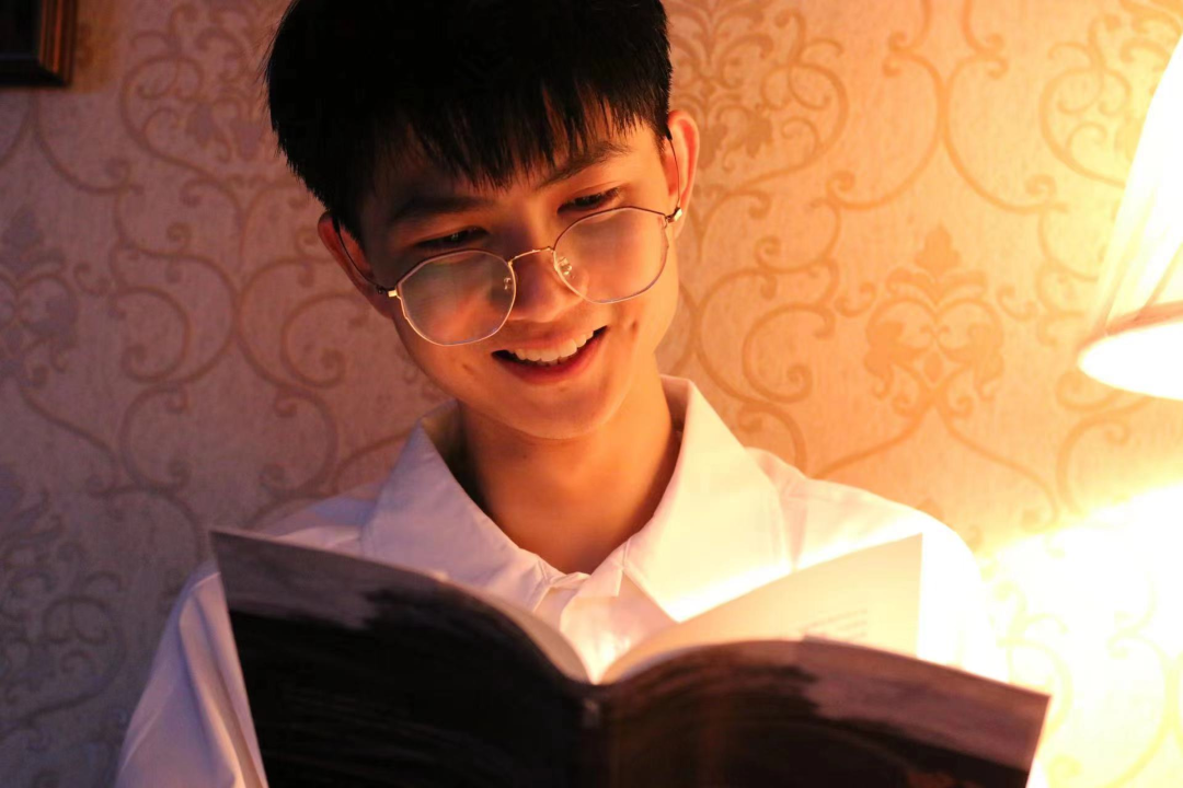 高俊帆生前照片