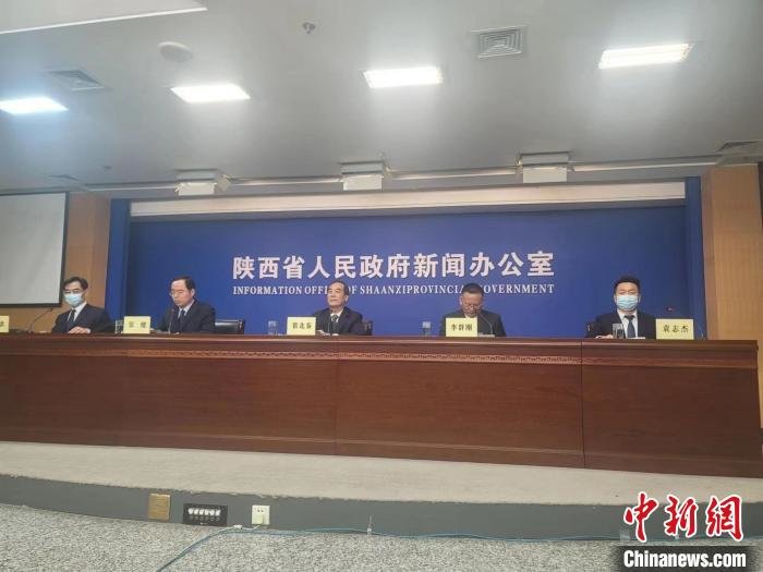 图为新闻发布会现场。　阿琳娜　摄