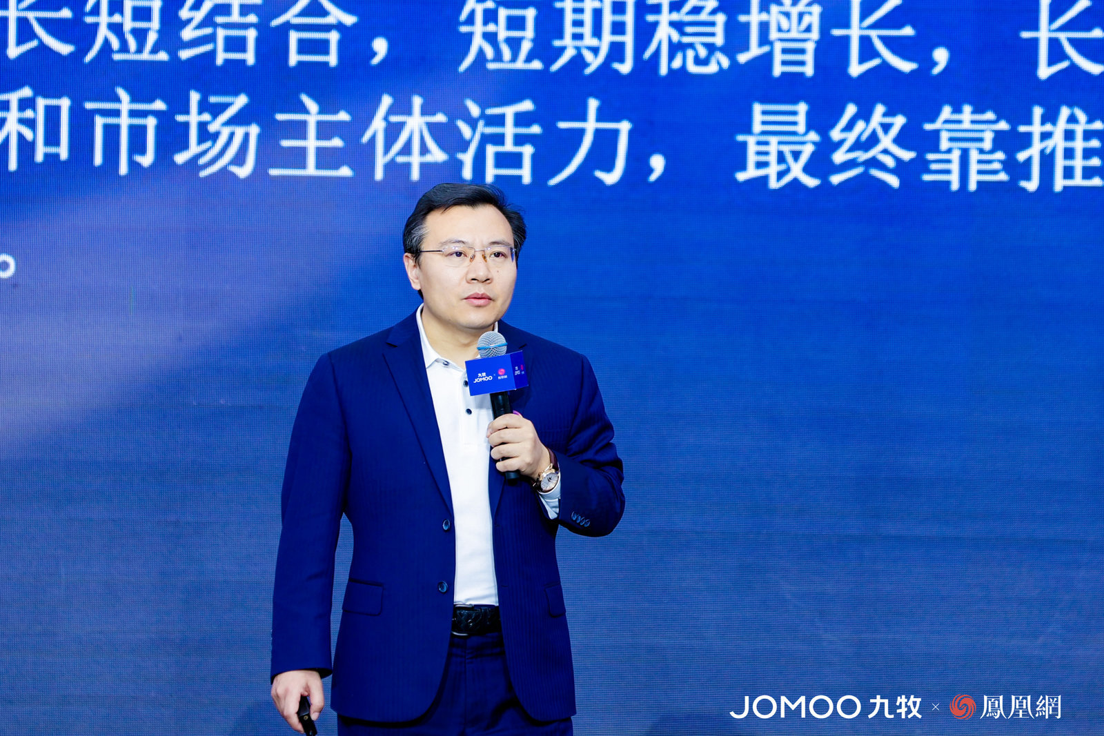 经济学家任泽平:传统燃油车正在迎来诺基亚时刻