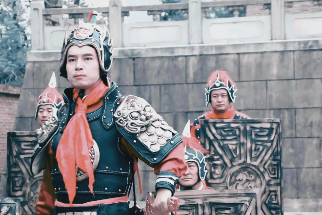 尹文涛变身“大秦少帅”